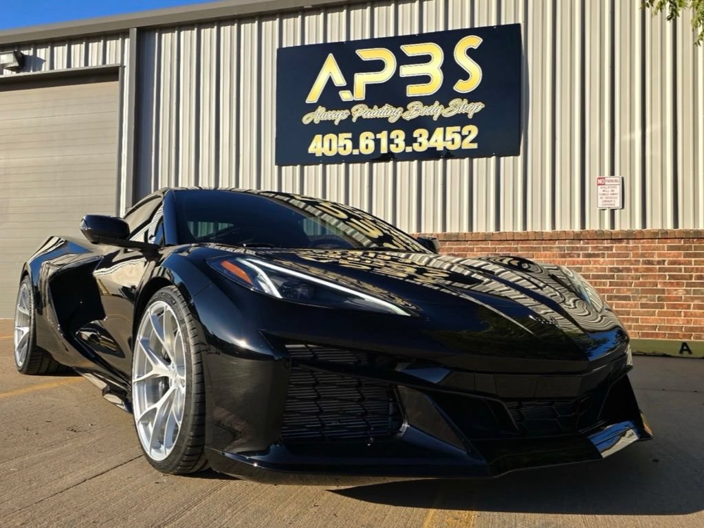 Used 2025 Chevrolet Corvette E-Ray w/ ZER Performance Package AWD/4WD image 7