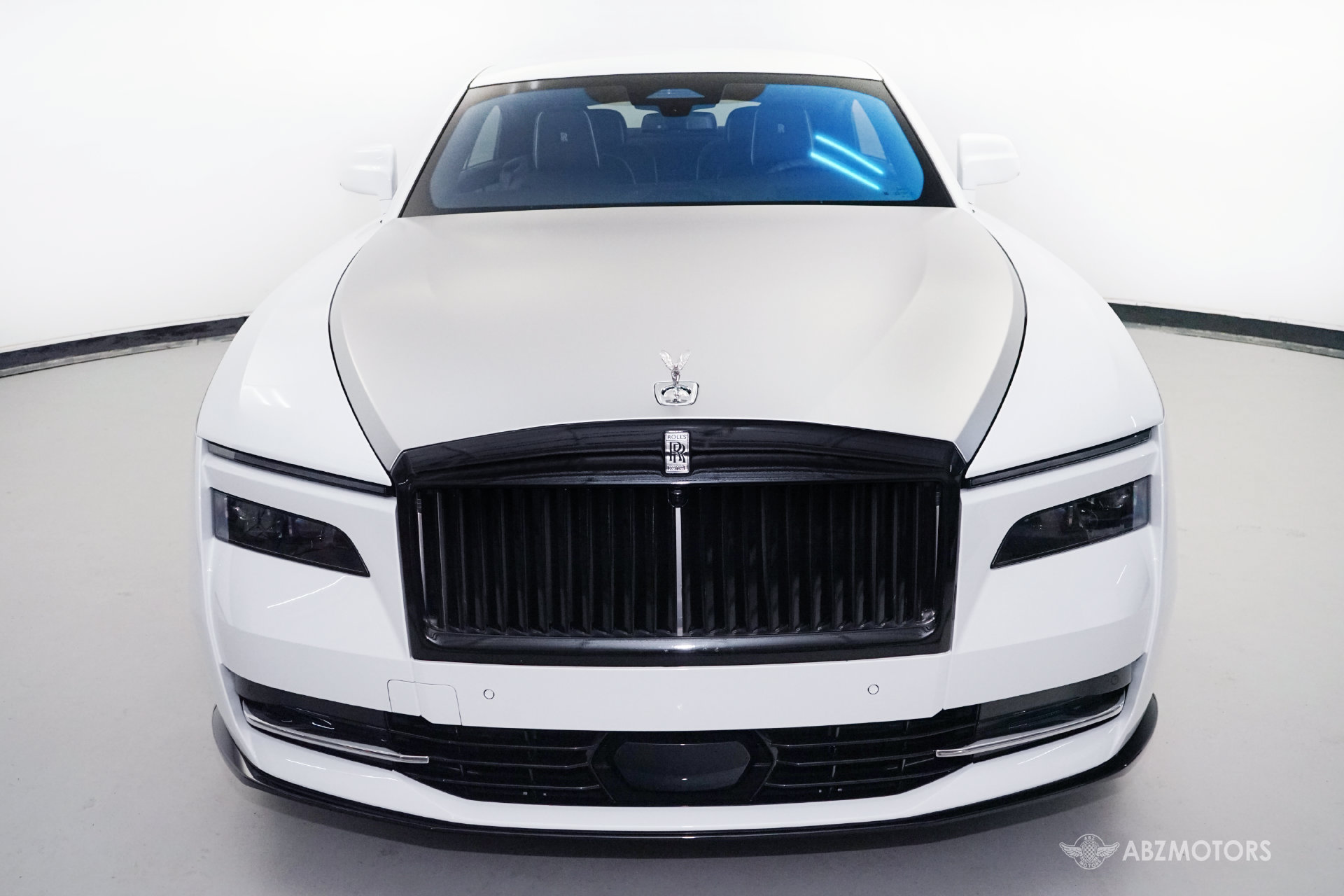 Used 2024 Rolls-Royce Spectre w/ Spectre Launch Package AWD/4WD image 3
