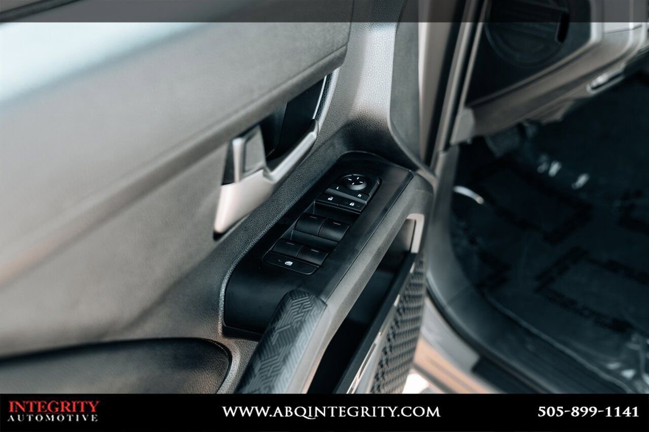 Used 2026 Toyota Tacoma TRD Off-Road image 18