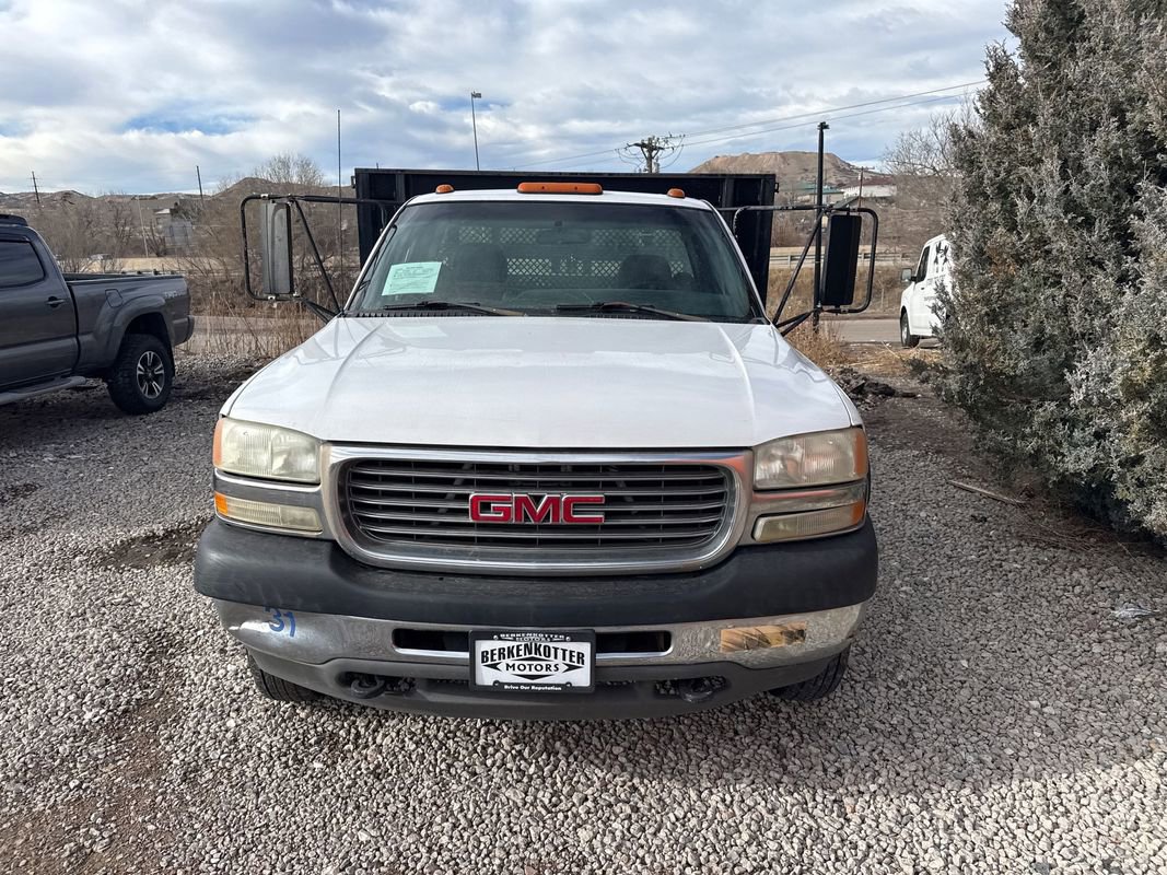 Used 2001 GMC Sierra 3500 SL image 2