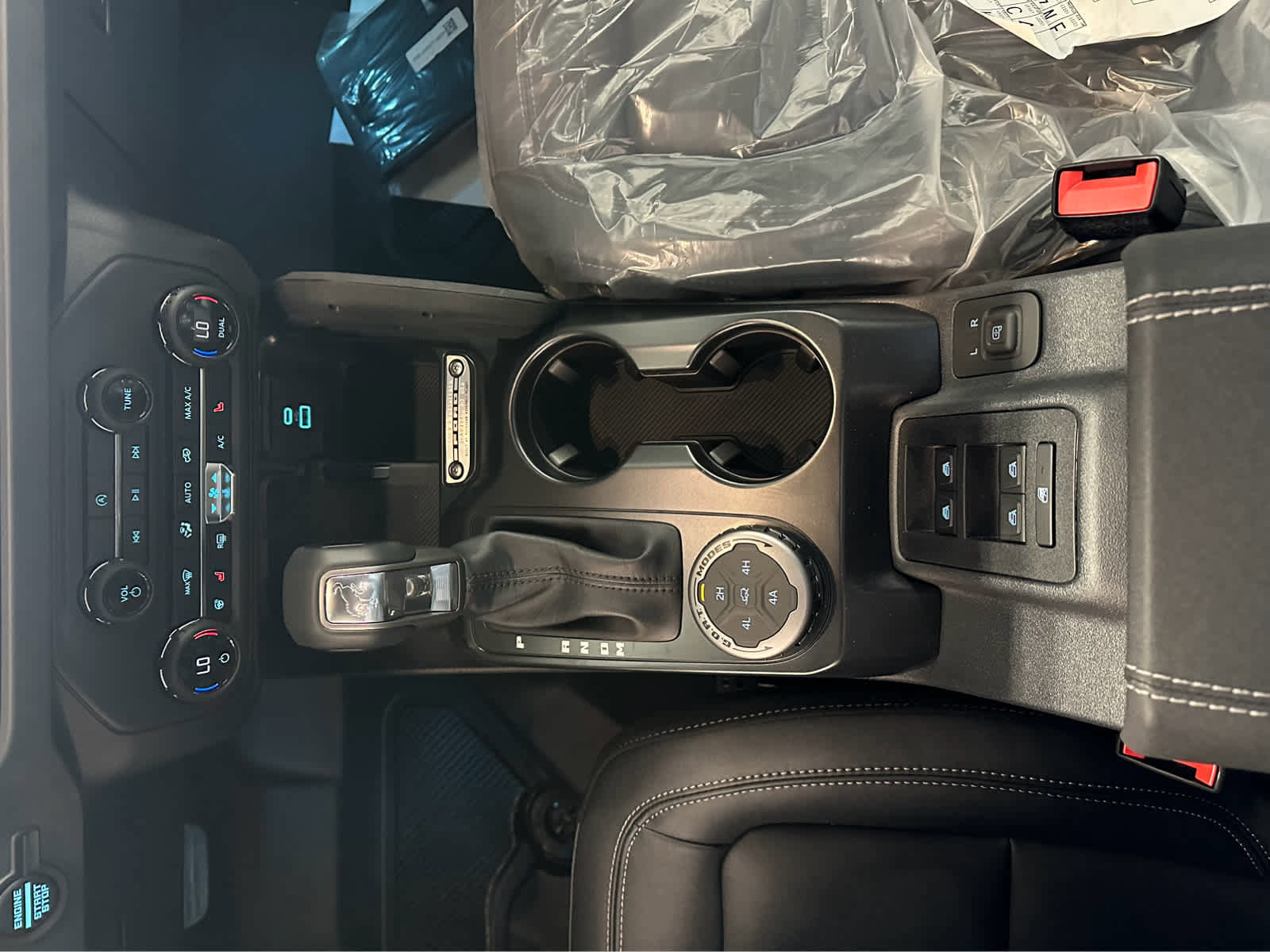 New 2025 Ford Bronco Badlands AWD/4WD image 21