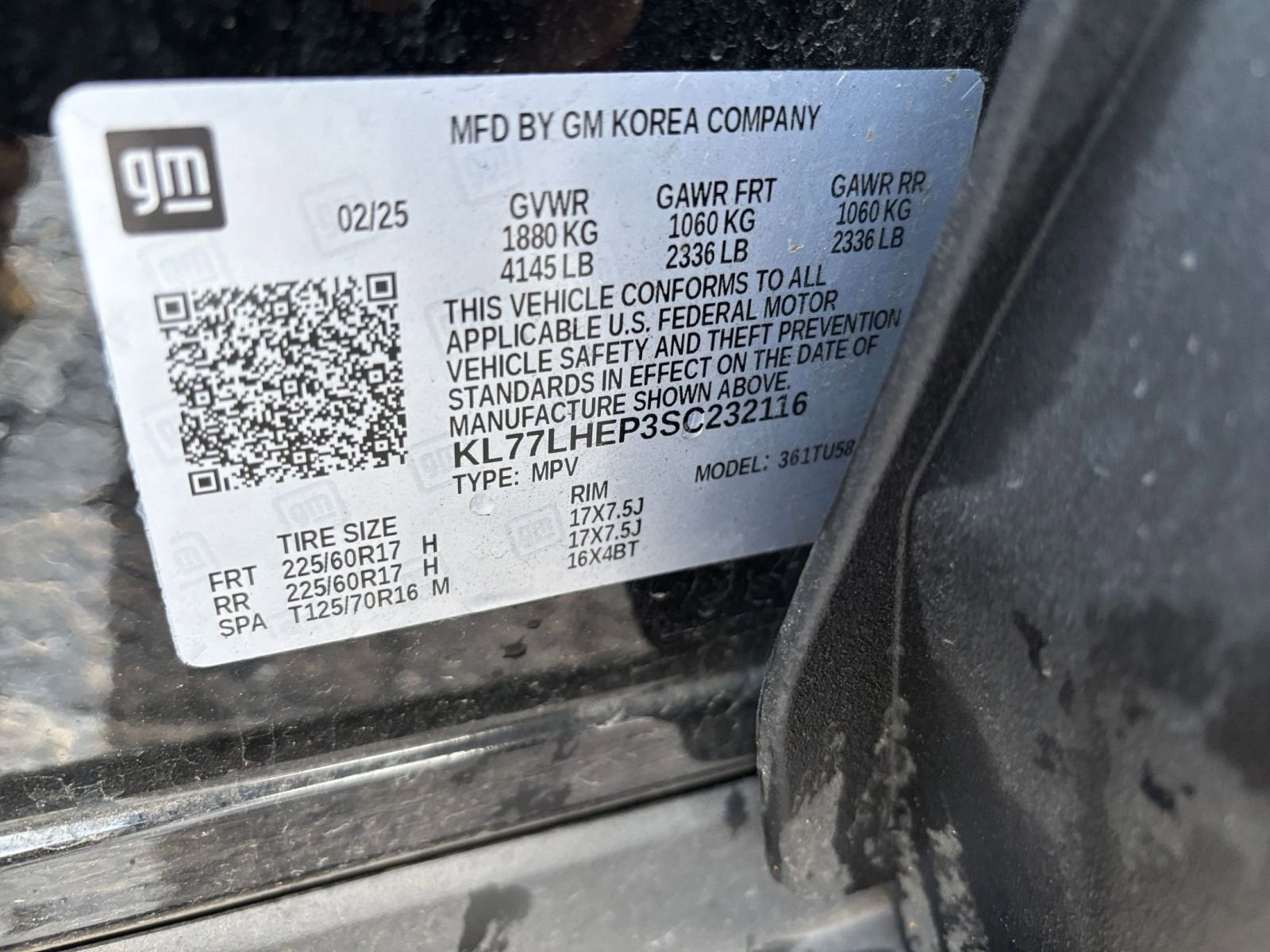 Used 2025 Chevrolet Trax LT image 28