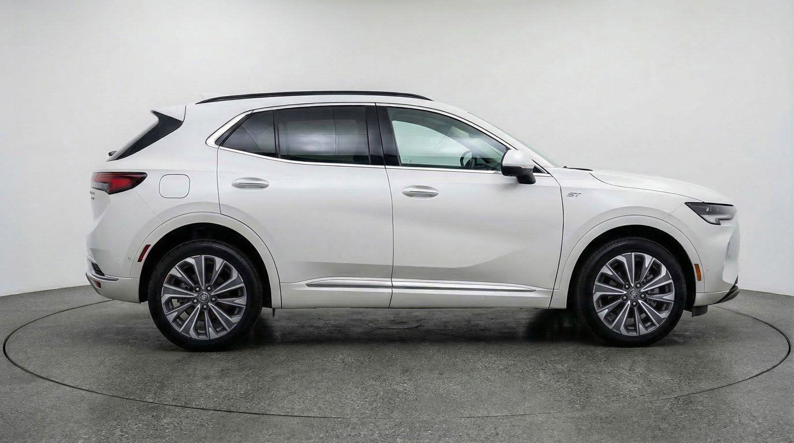 Used 2024 Buick Envision Preferred AWD/4WD image 11
