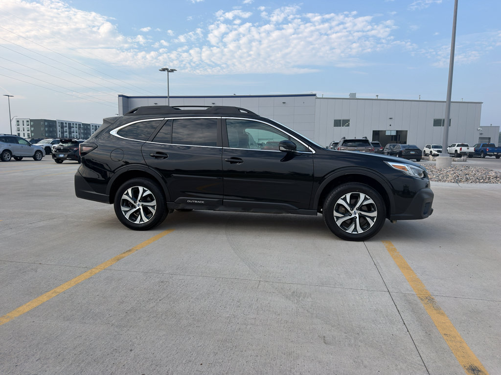 Used 2021 Subaru Outback Limited AWD/4WD image 4