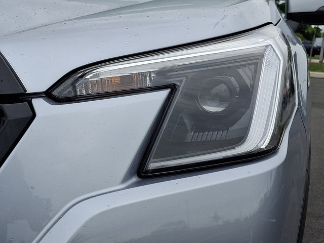 Used 2023 Subaru Forester Limited AWD/4WD image 11