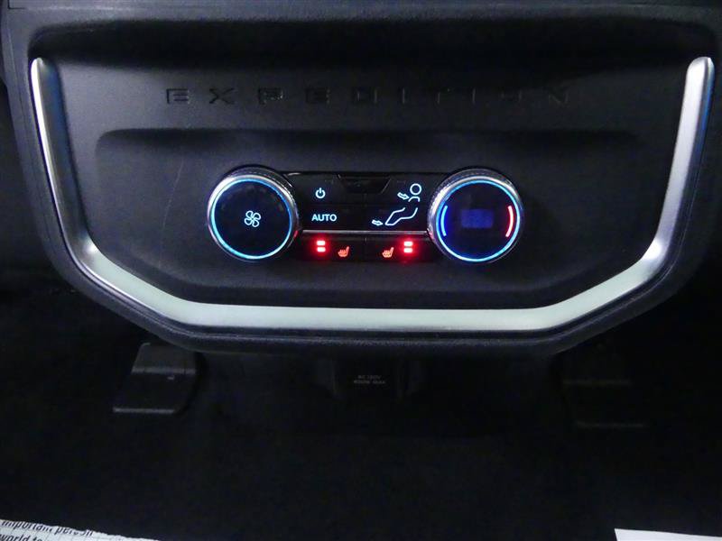 Used 2026 Ford Expedition Max Platinum AWD/4WD image 28