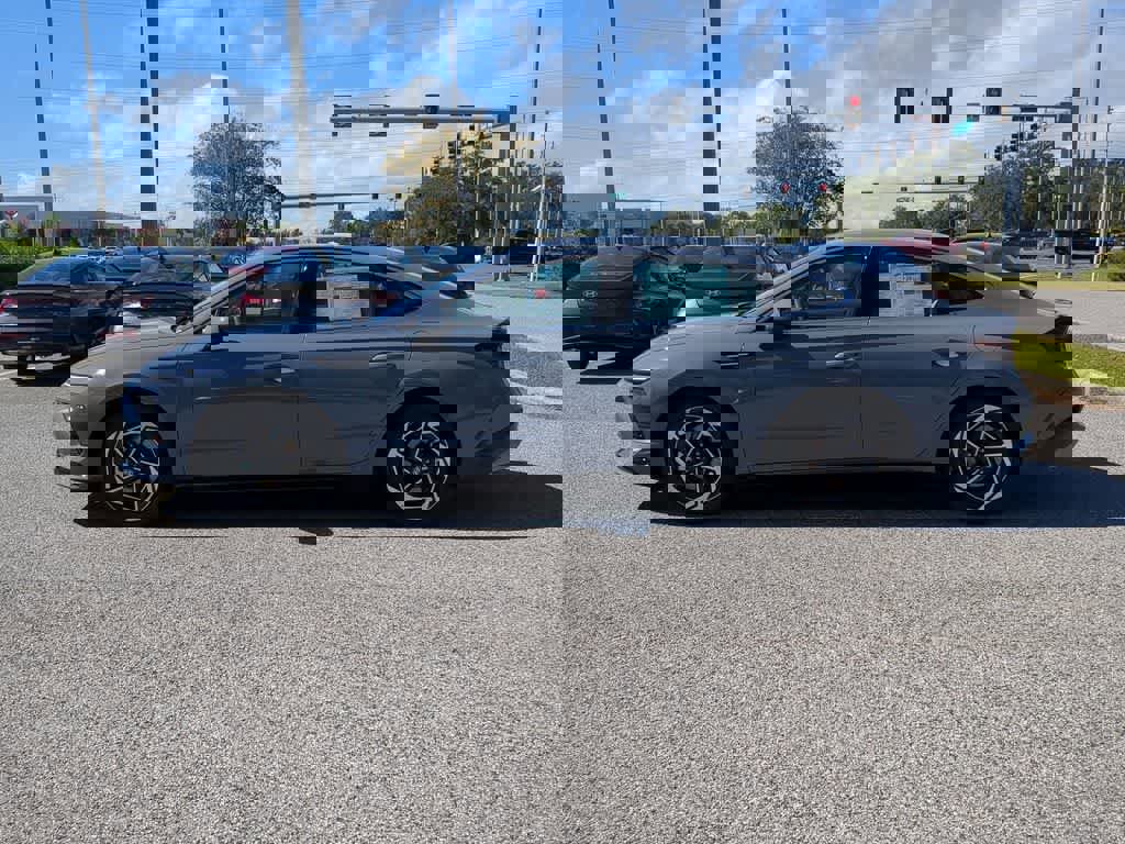 New 2026 Hyundai Sonata SEL image 3