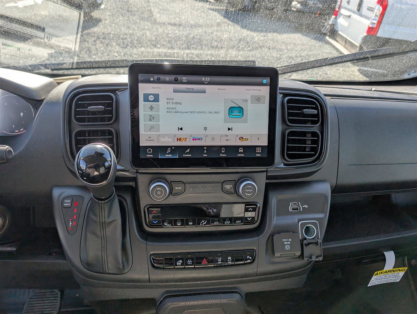 New 2025 RAM ProMaster 1500 w/ Premium Convenience Group image 14