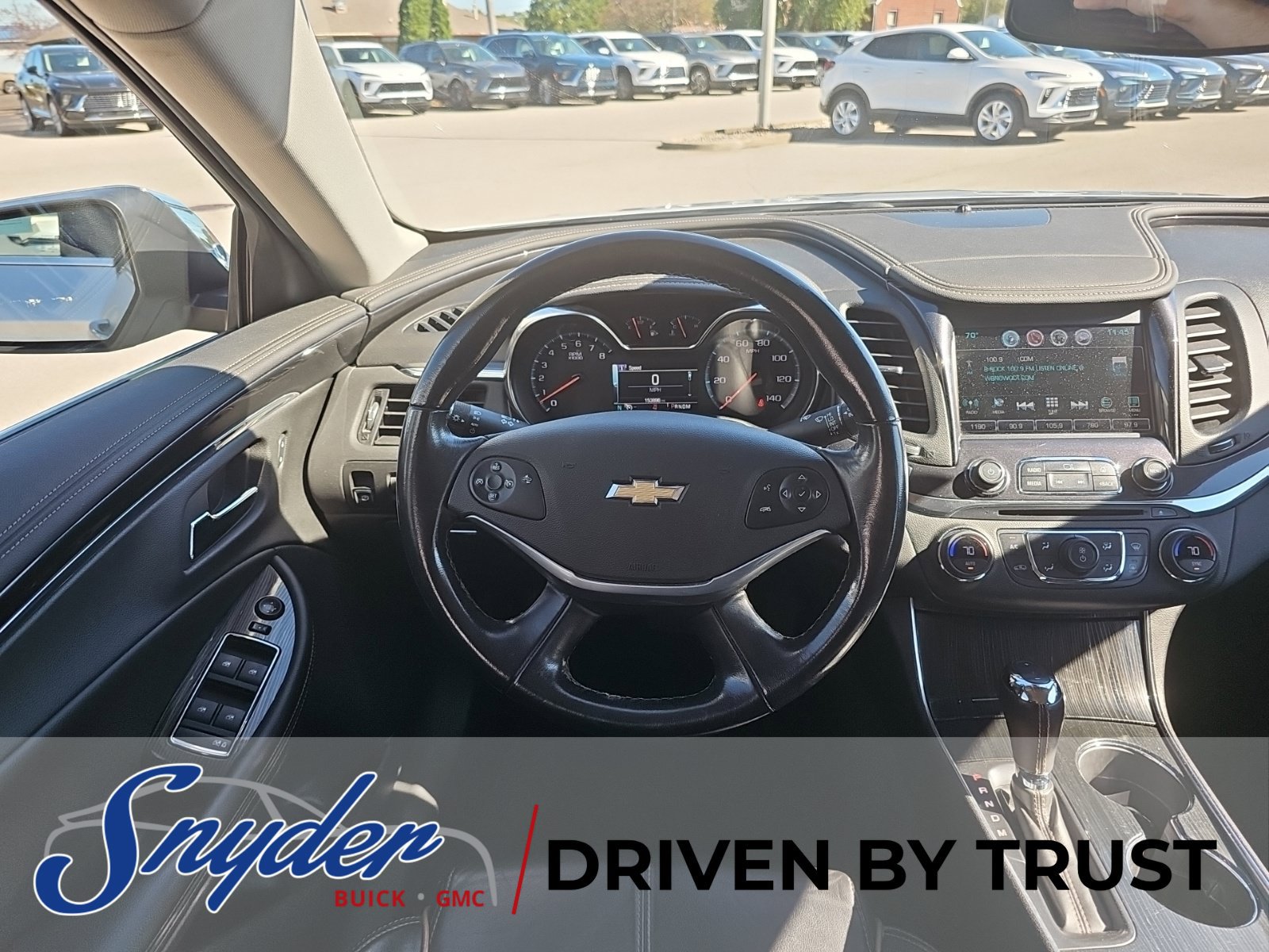 Used 2017 Chevrolet Impala Premier FWD image 10