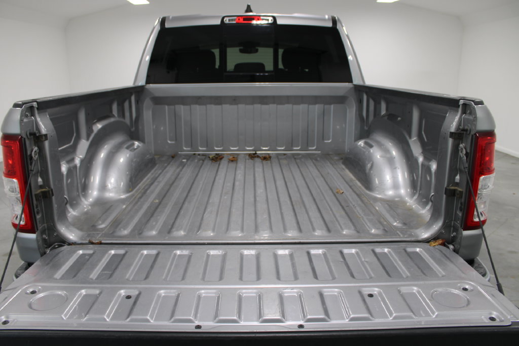 Used 2020 RAM 1500 Big Horn AWD/4WD image 17
