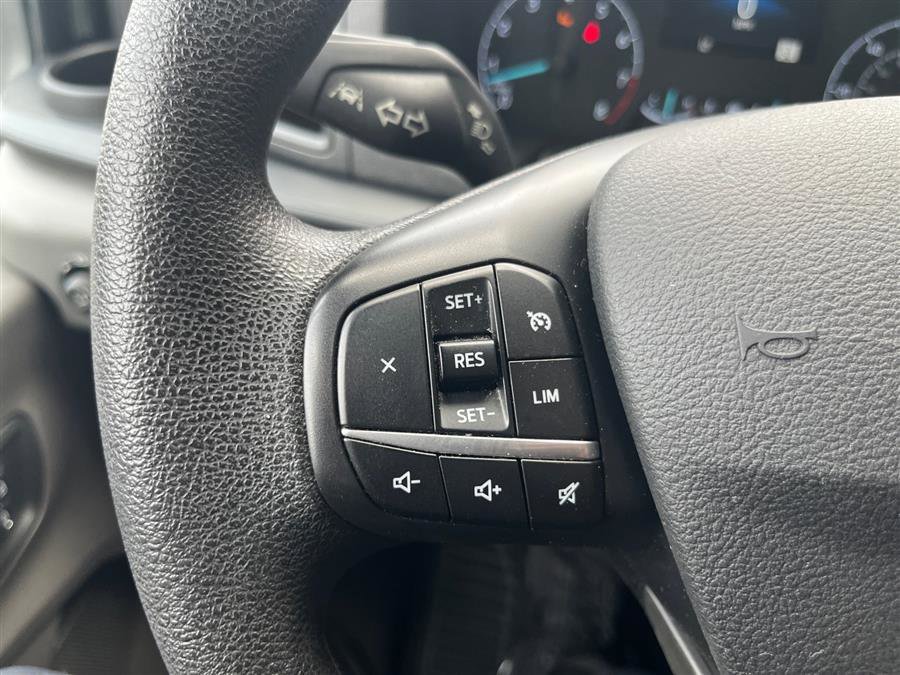 Used 2023 Ford Transit 350 XLT image 9