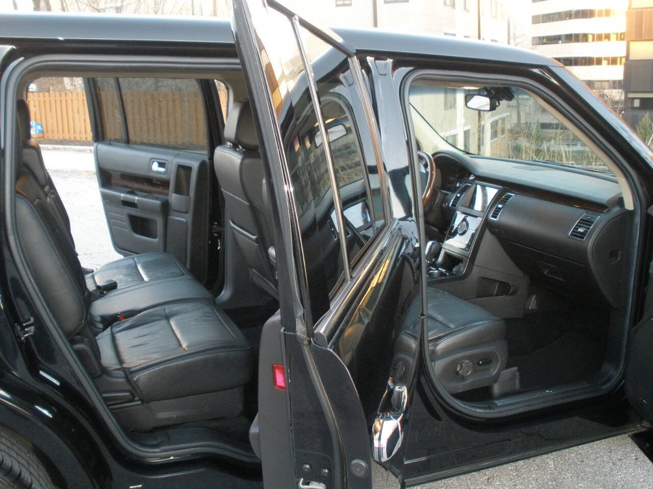 Used 2019 Ford Flex Limited image 24