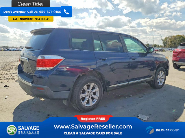 Used 2011 Toyota Highlander 2WD w/ Cold Weather Pkg image 4