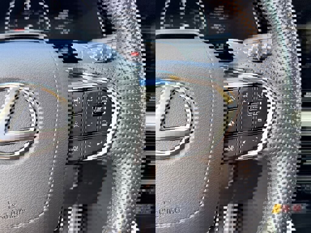 Used 2024 Lexus TX 500h TX 500h F SPORT Premium image 28