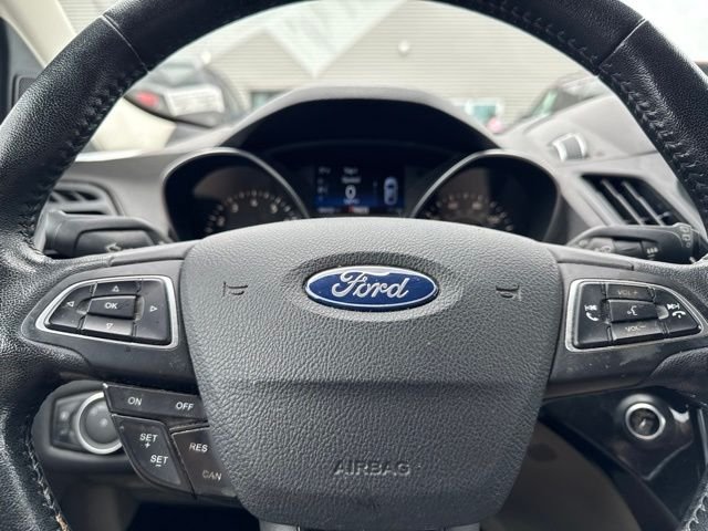 Used 2018 Ford Escape Titanium AWD/4WD image 22
