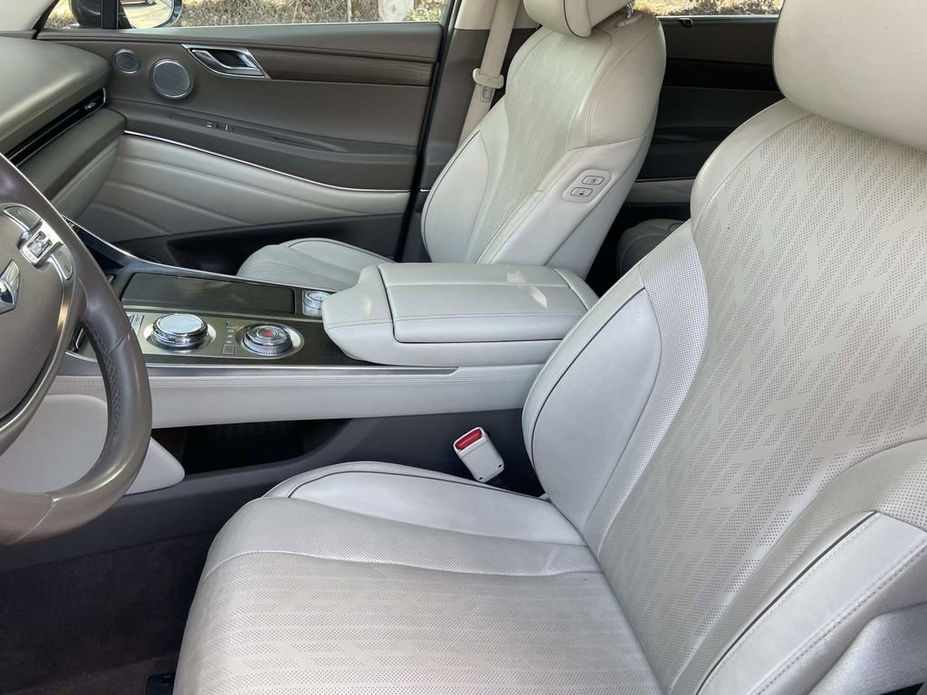 Used 2023 Genesis GV80 2.5T w/ Advanced Package image 24