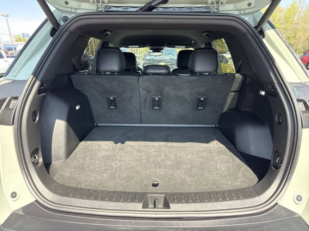 Used 2025 Chevrolet Equinox LT w/ Convenience Package II FWD image 61
