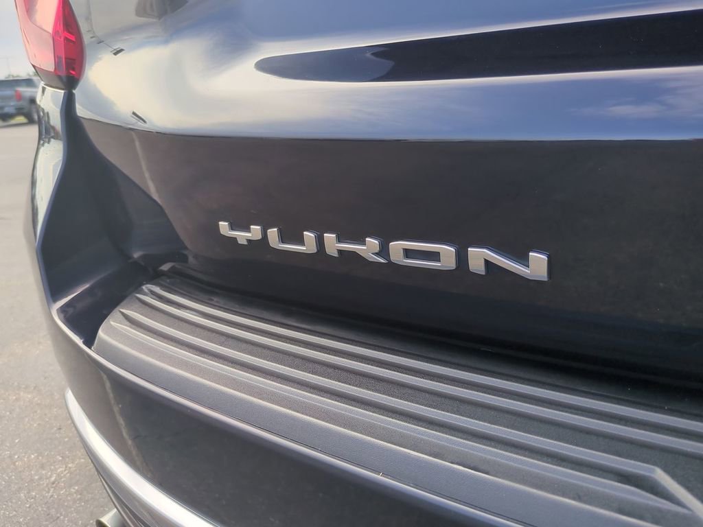 Used 2021 GMC Yukon Denali w/ Denali Premium Package image 15