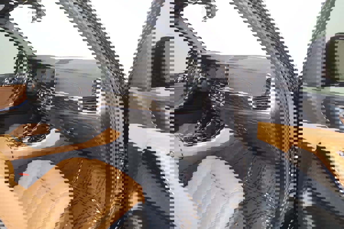 Used 2023 BMW X5 xDrive45e w/ M Sport Package image 54