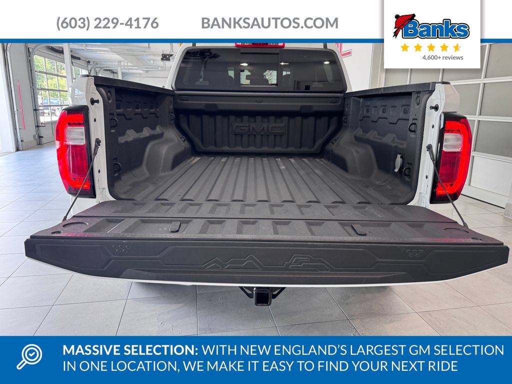 Used 2024 GMC Canyon AT4 w/ AT4 Premium Package AWD/4WD image 8