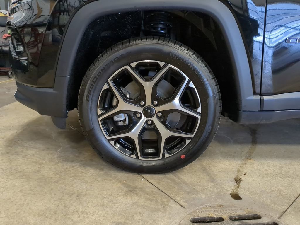 New 2026 Jeep Compass Limited AWD/4WD image 18