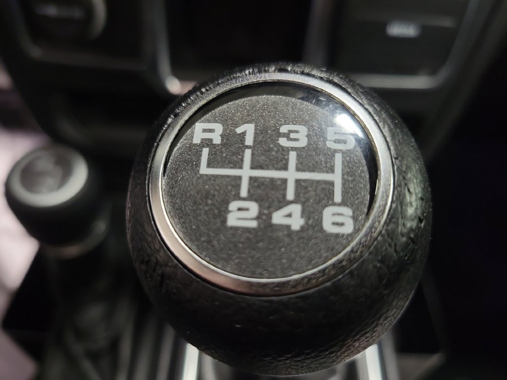Used 2020 Jeep Wrangler Sport AWD/4WD image 19
