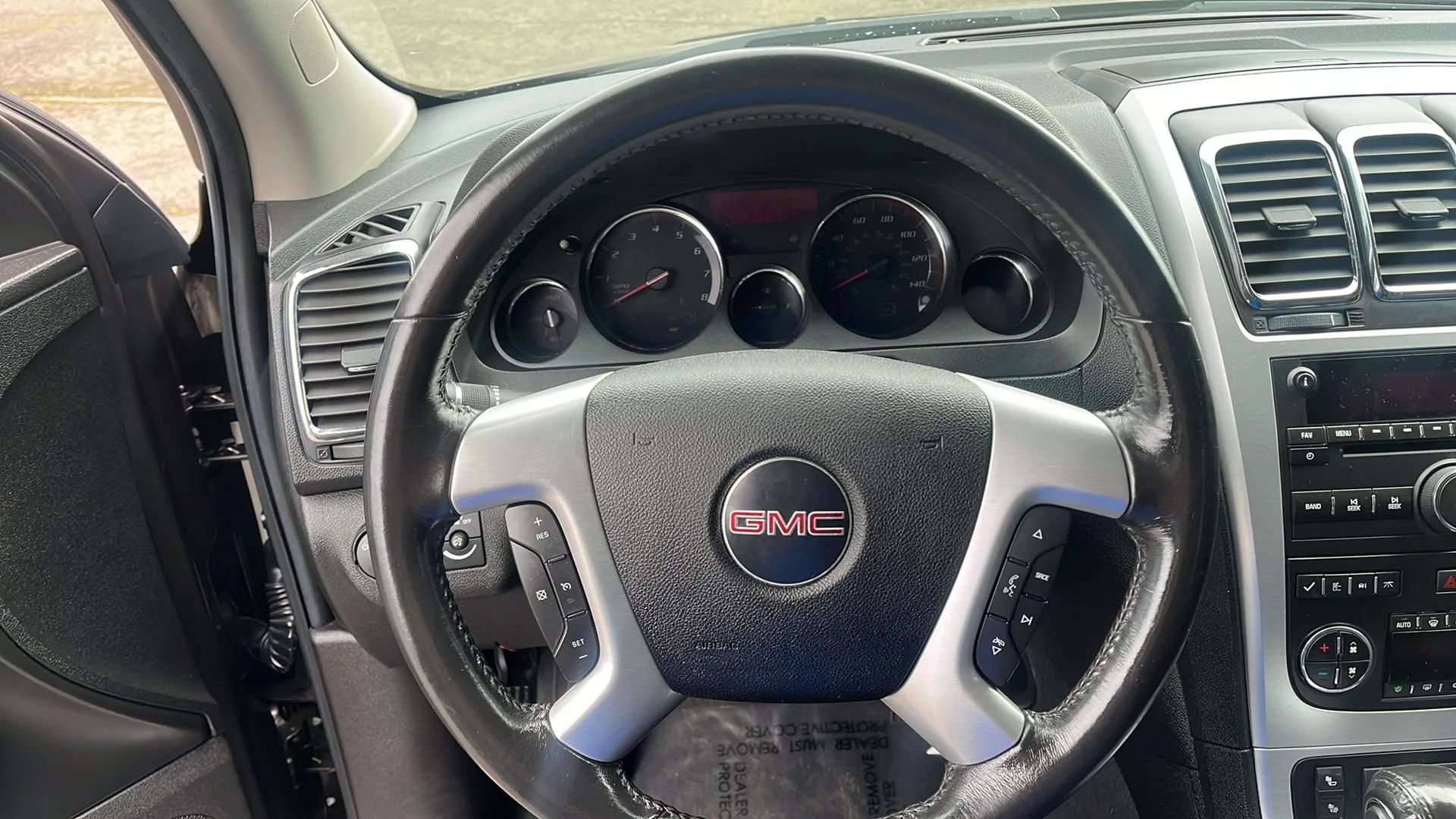 Used 2011 GMC Acadia SLT AWD/4WD image 19