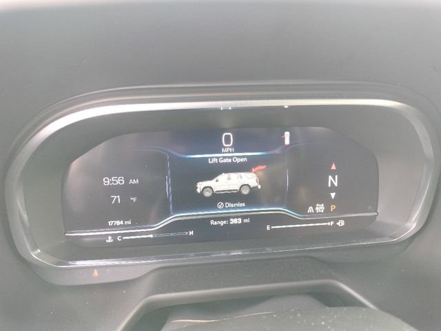 Used 2023 Chevrolet Tahoe Z71 image 35