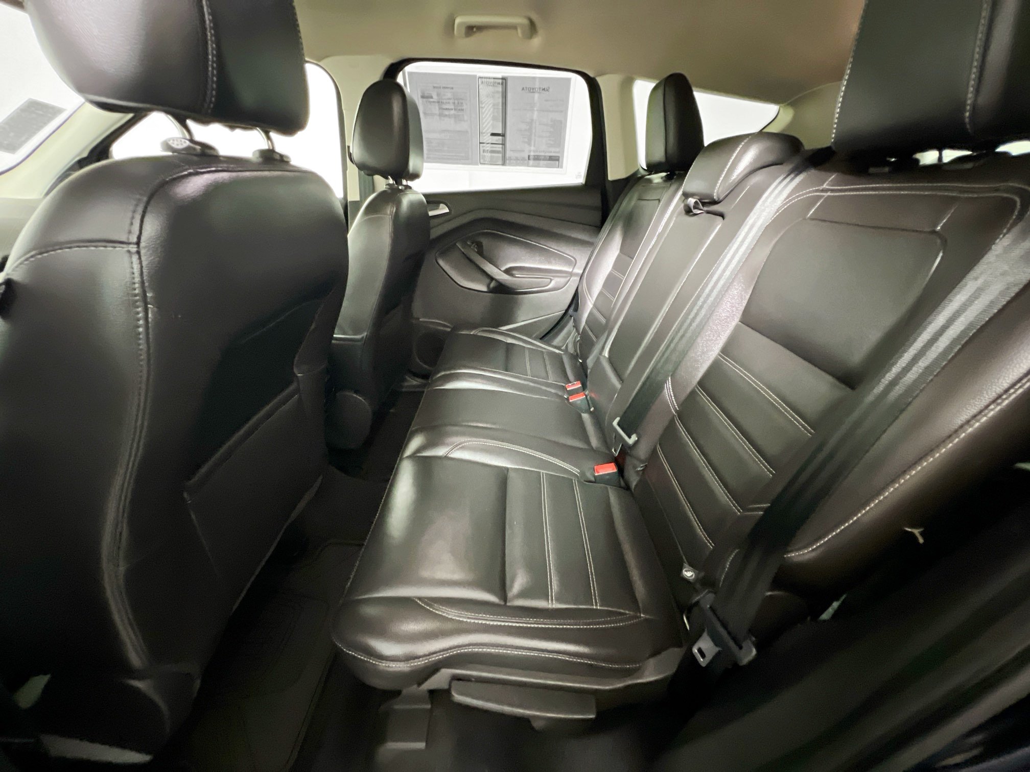 Used 2017 Ford Escape Titanium AWD/4WD image 28