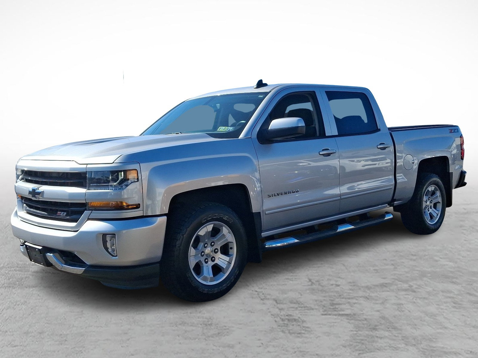 Used 2018 Chevrolet Silverado 1500 LT w/ All Star Edition image 3
