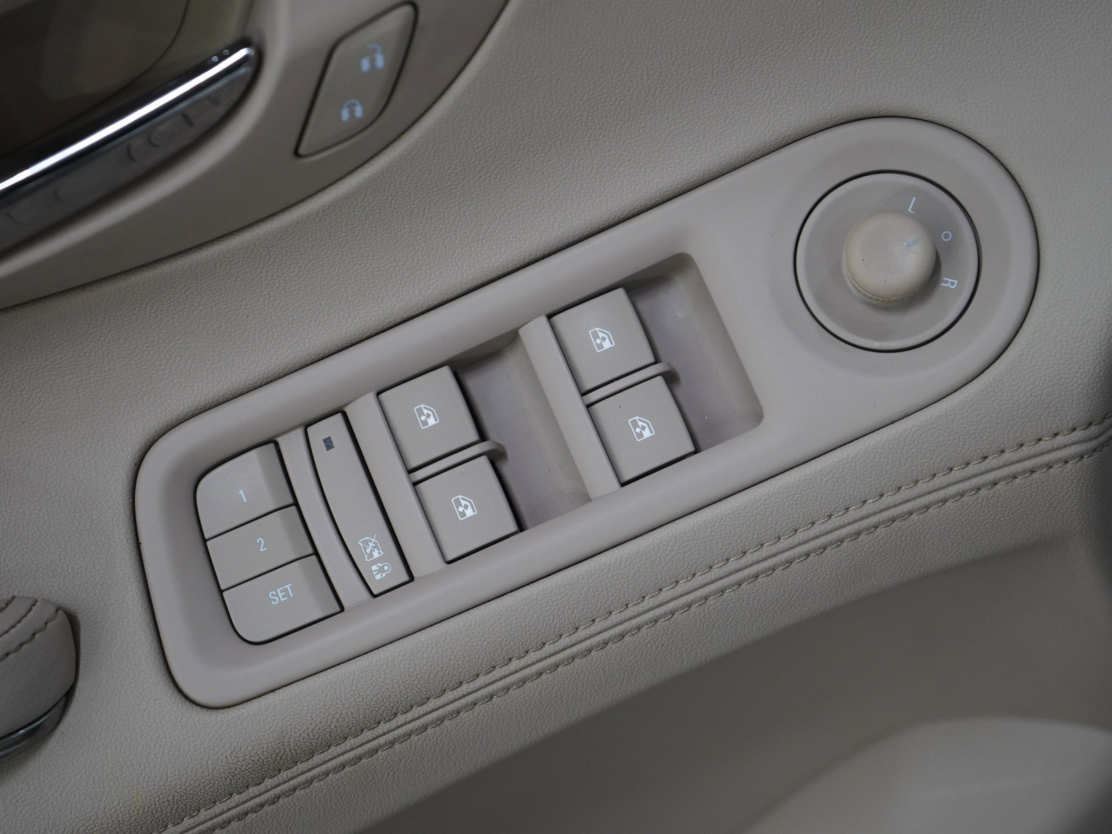 Used 2014 Buick LaCrosse Leather FWD image 20