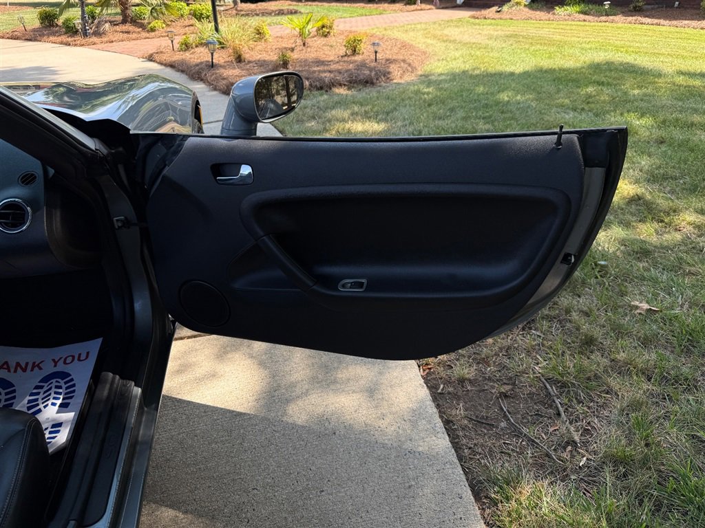 Used 2007 Pontiac Solstice Convertible w/ Premium Package image 42