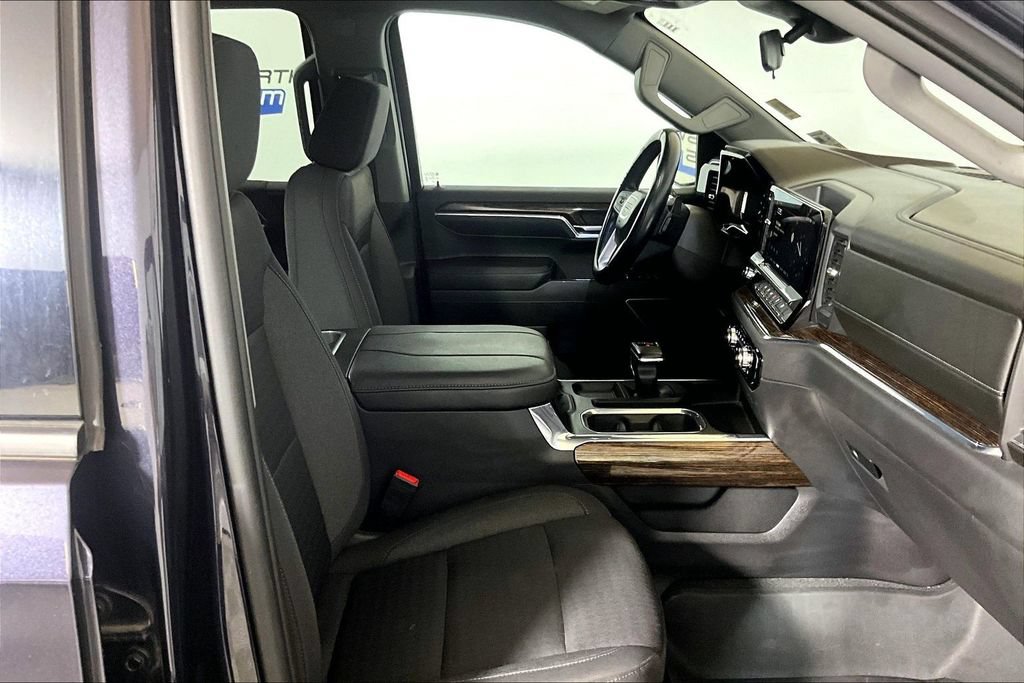 Used 2023 GMC Sierra 1500 Elevation RWD image 6
