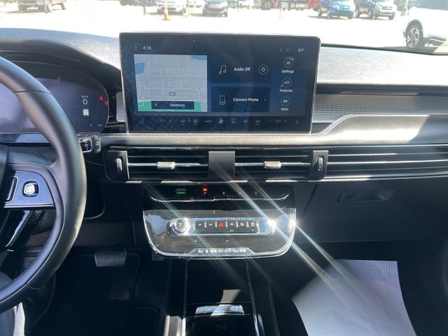 Used 2023 Lincoln Corsair AWD image 23