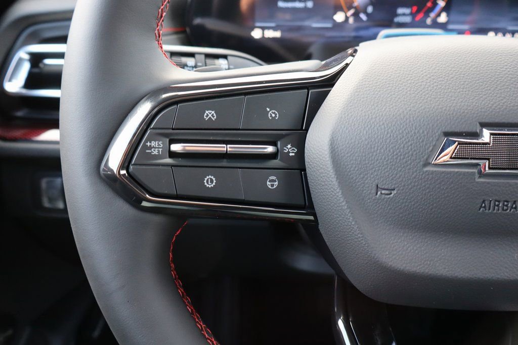 New 2026 Chevrolet Traverse RS image 8