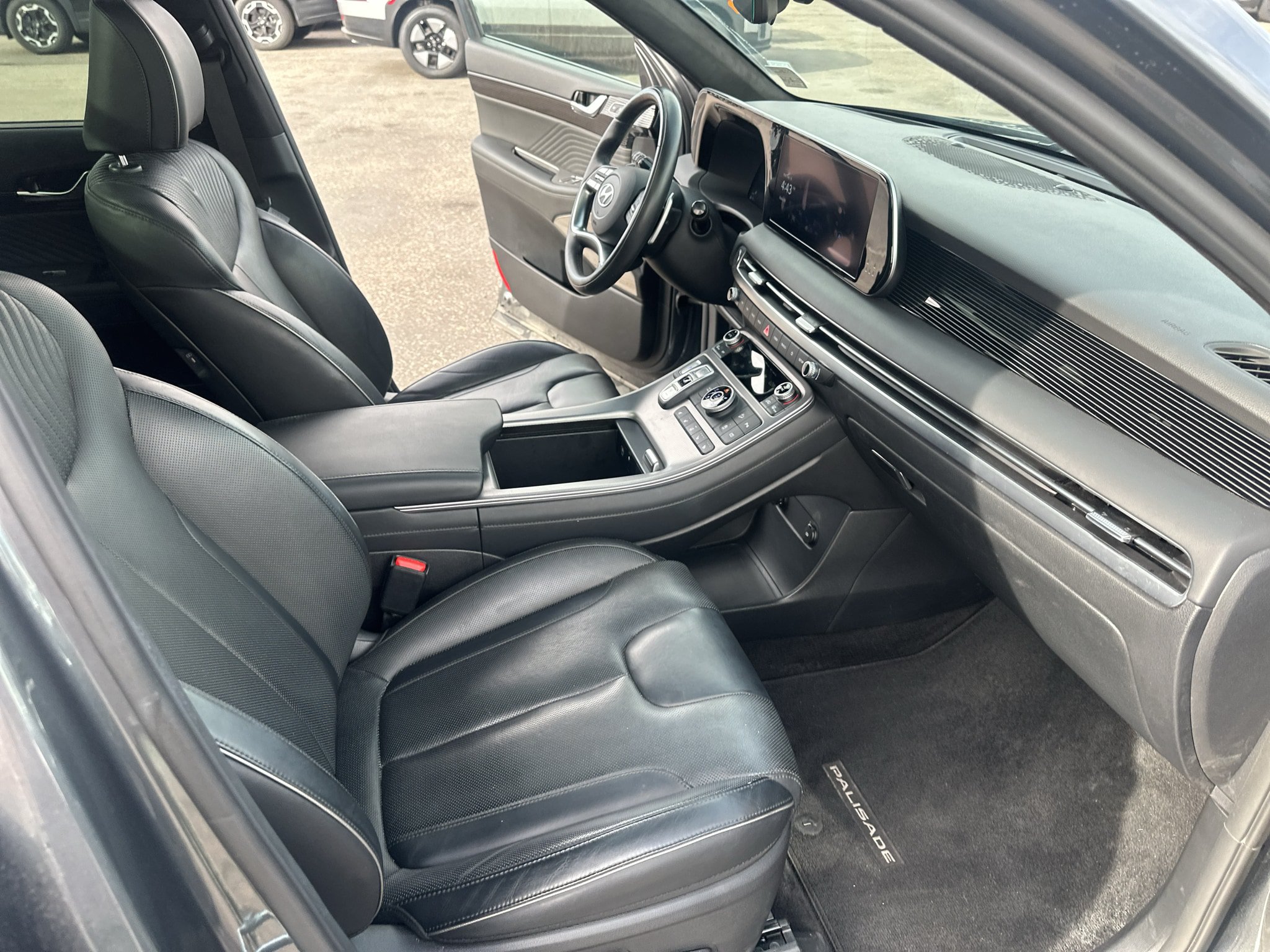 Used 2024 Hyundai Palisade Calligraphy AWD/4WD image 24