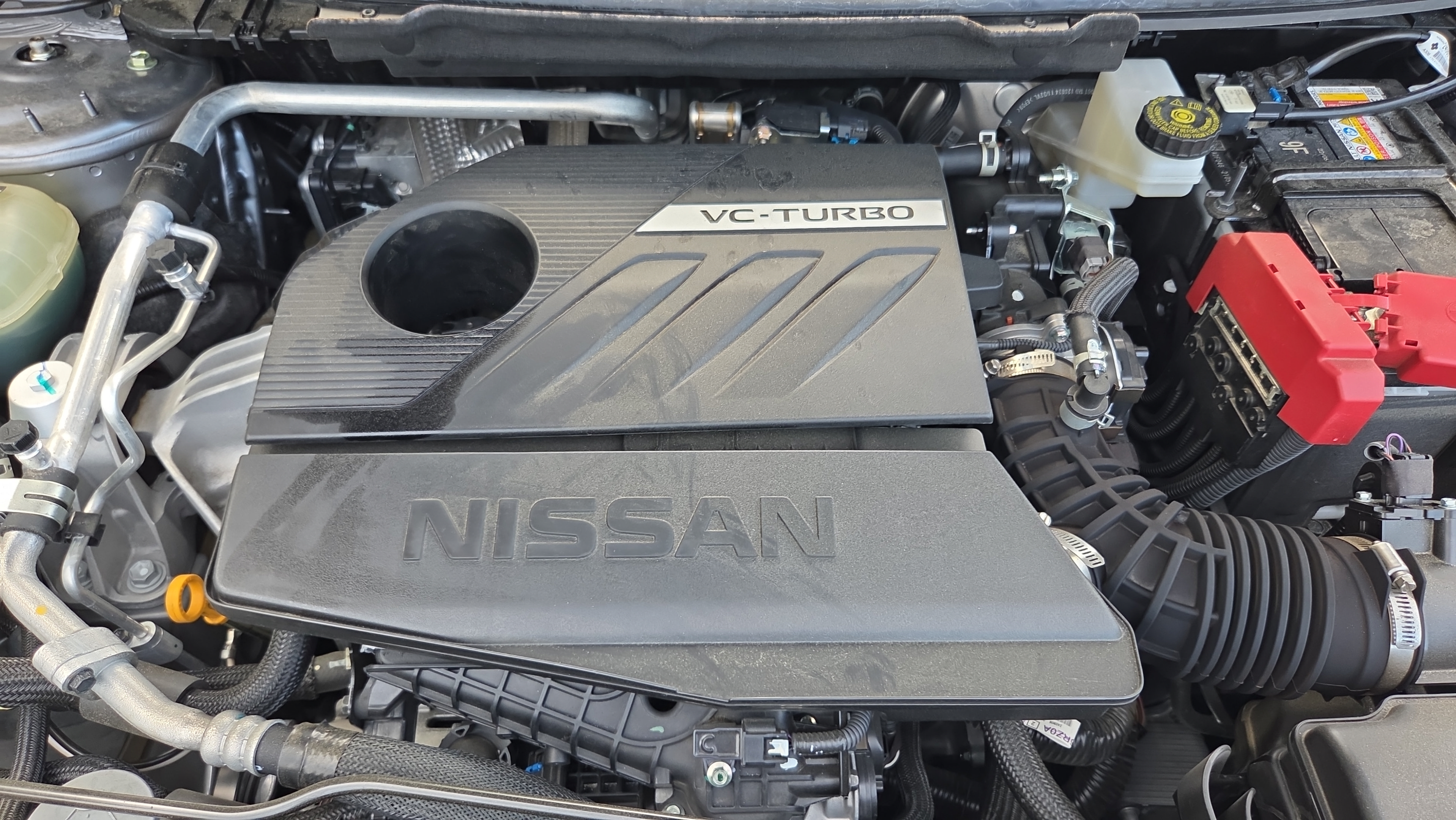 Used 2025 Nissan Rogue SV w/ SV Premium Package FWD image 18