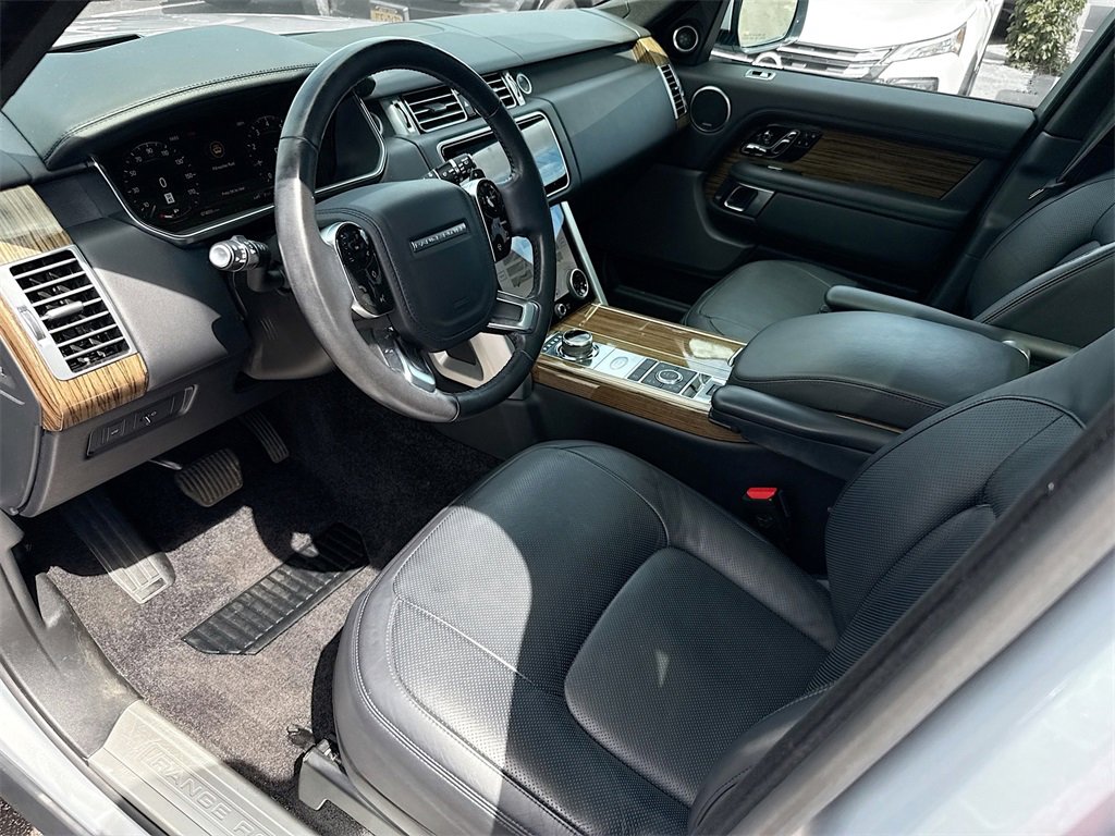 Used 2019 Land Rover Range Rover Supercharged image 25