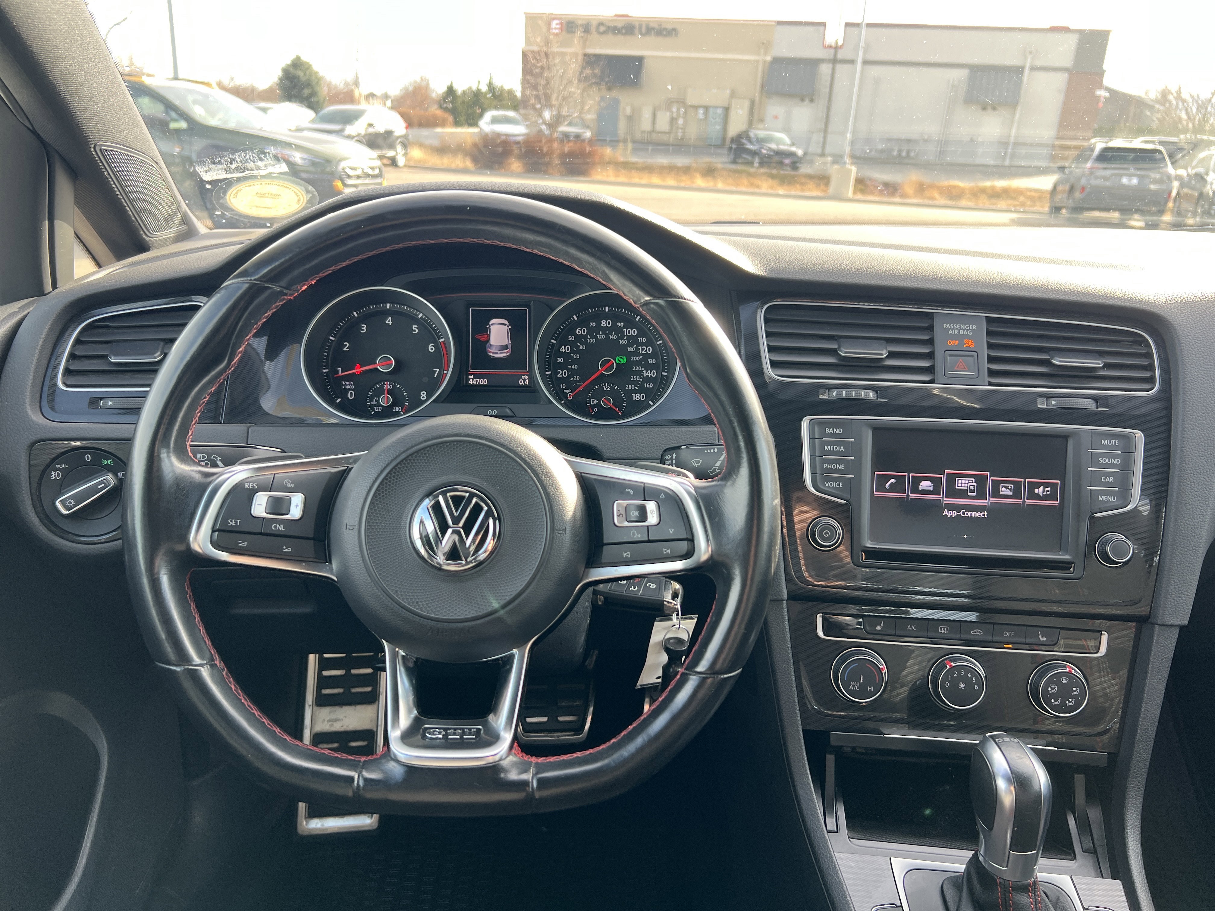 Used 2017 Volkswagen GTI Autobahn image 2