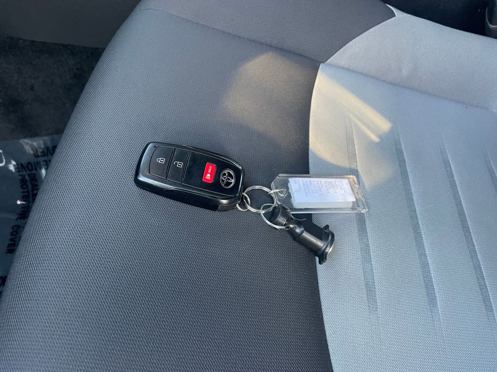 Used 2025 Toyota Tacoma TRD Off-Road image 20