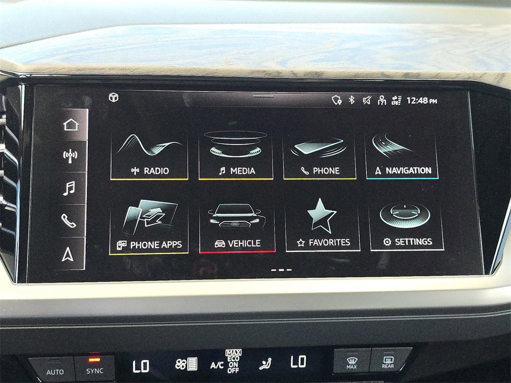 Used 2024 Audi Q4 e-tron Prestige image 28