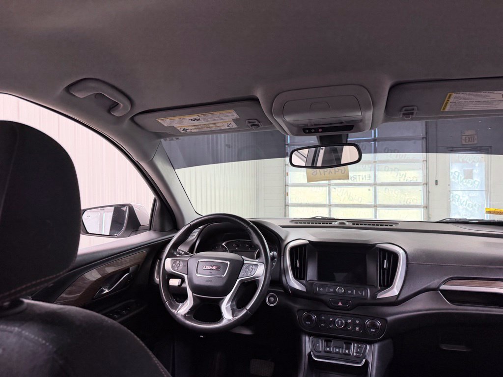Used 2019 GMC Terrain SLE w/ Driver Convenience Package FWD image 25