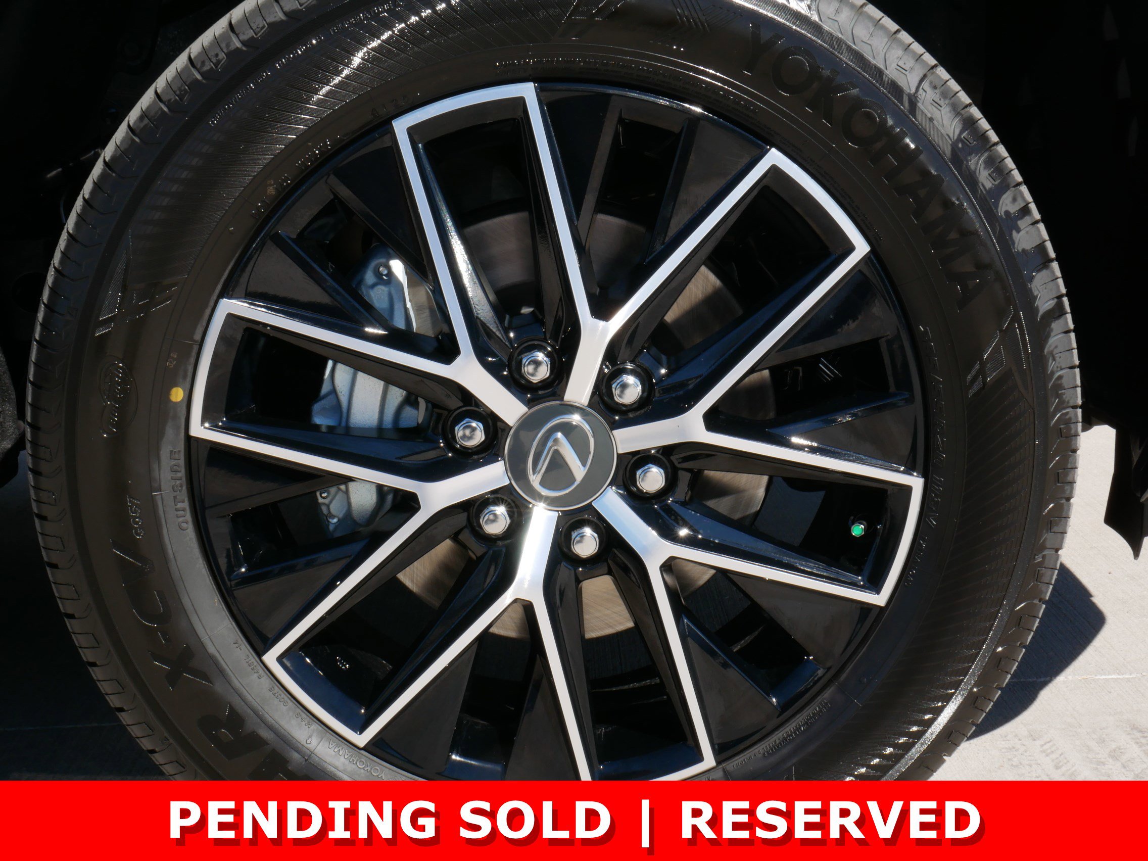 New 2026 Lexus GX 550 w/ Cold Area Package AWD/4WD image 19