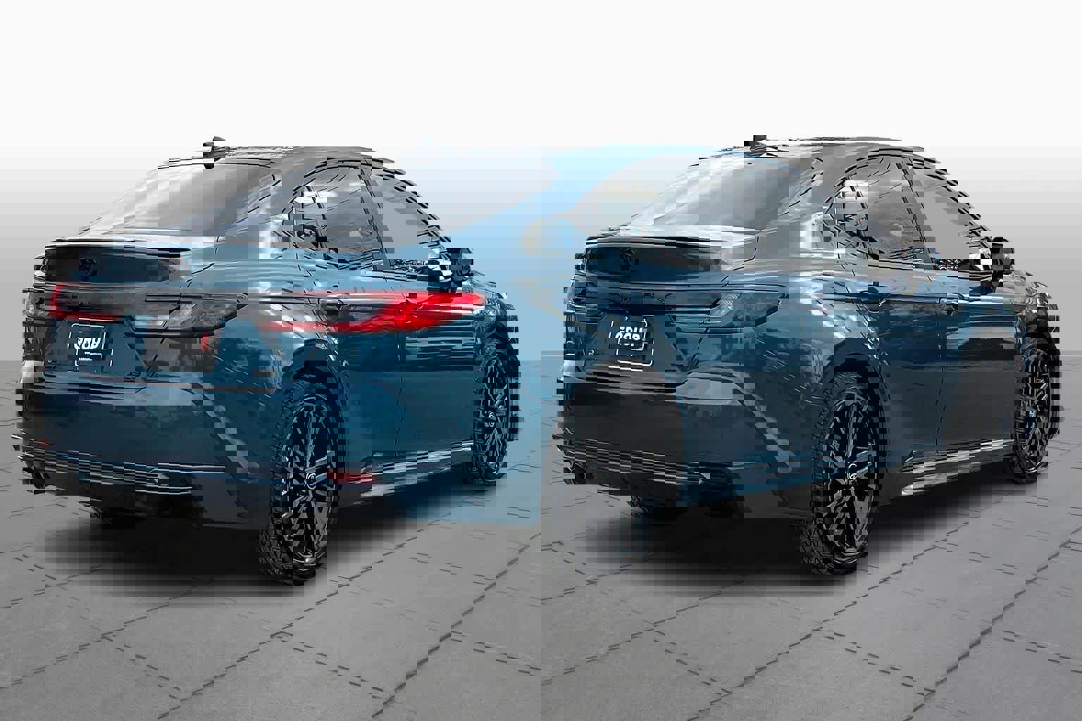 Used 2025 Toyota Camry XSE image 12