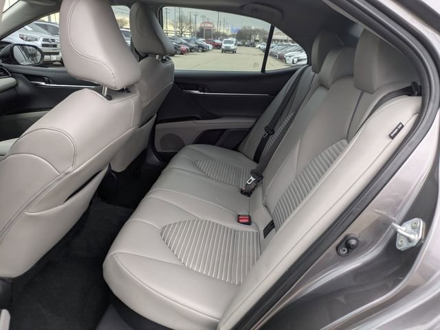 Used 2022 Toyota Camry SE image 28