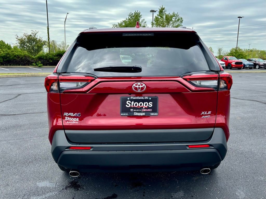 Used 2025 Toyota RAV4 XLE w/ Convenience Package AWD/4WD image 6