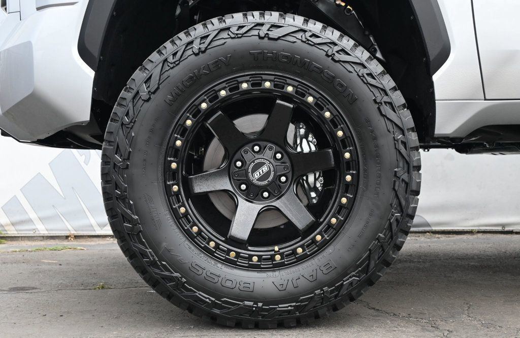 Used 2024 Toyota Tundra Limited image 7