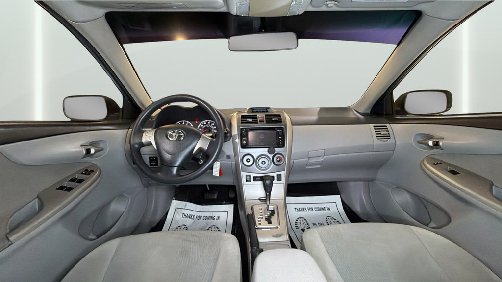 Used 2013 Toyota Corolla LE w/ Premium Pkg FWD image 31