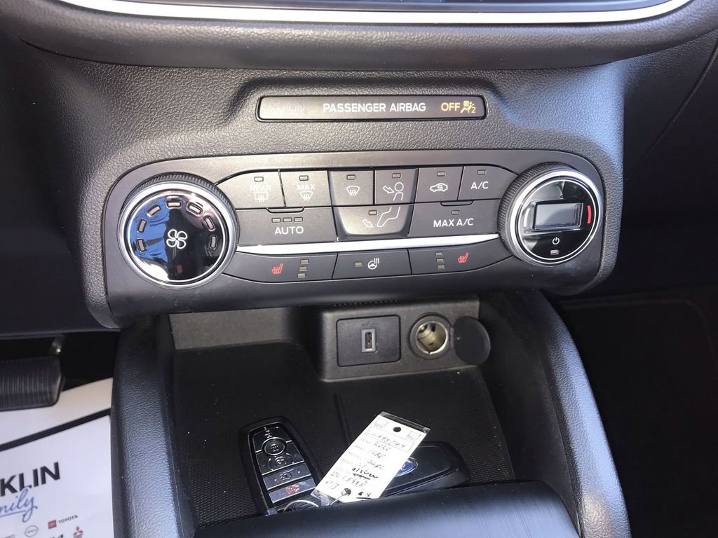 Used 2020 Ford Escape SEL FWD image 19