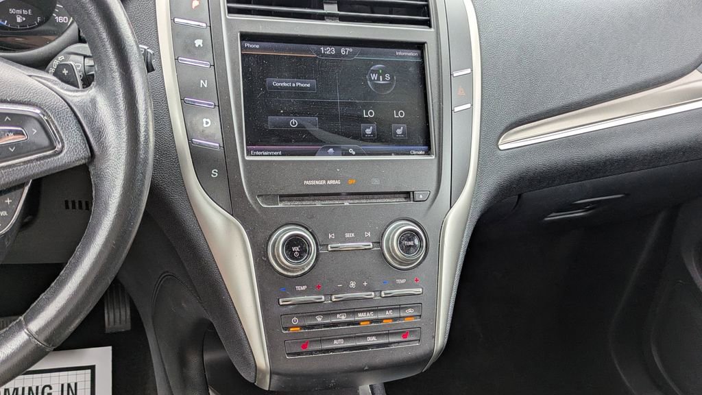 Used 2015 Lincoln MKC FWD image 13